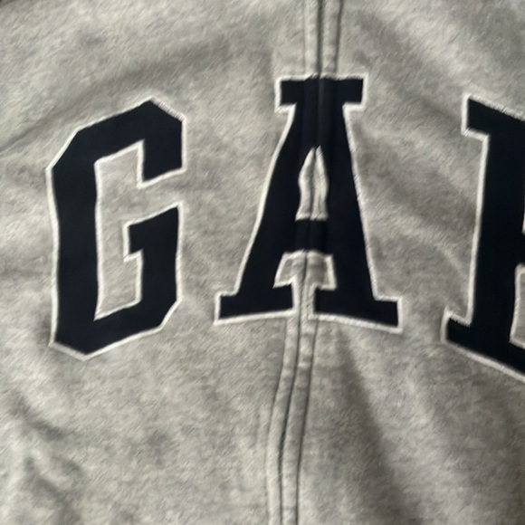 Gap grey jacket with black lettering - Picture 2 of 6
